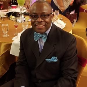 Meet your Posher, Sando e.